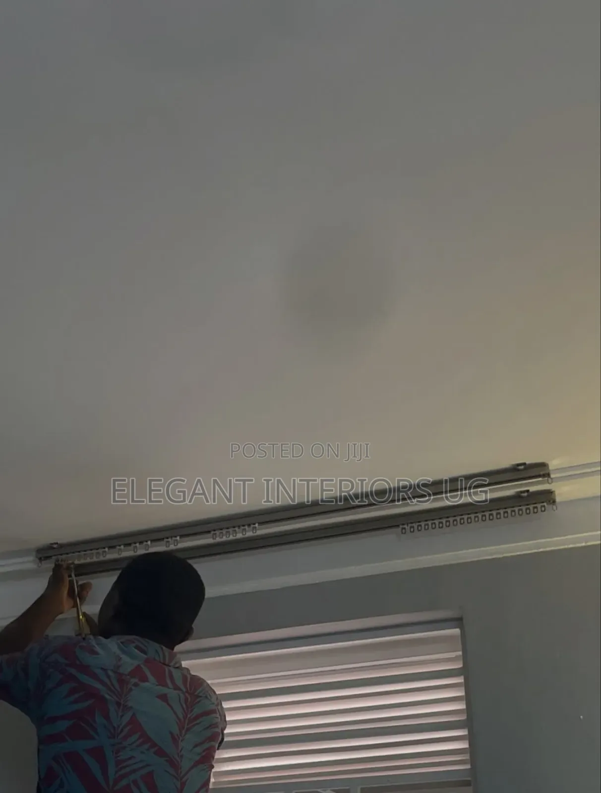 Elegant Curtain Rails in Strong Format