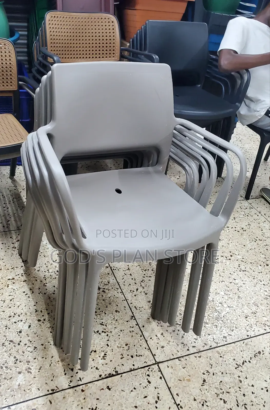Secretarial Plastic Chairs Plastic Chairs