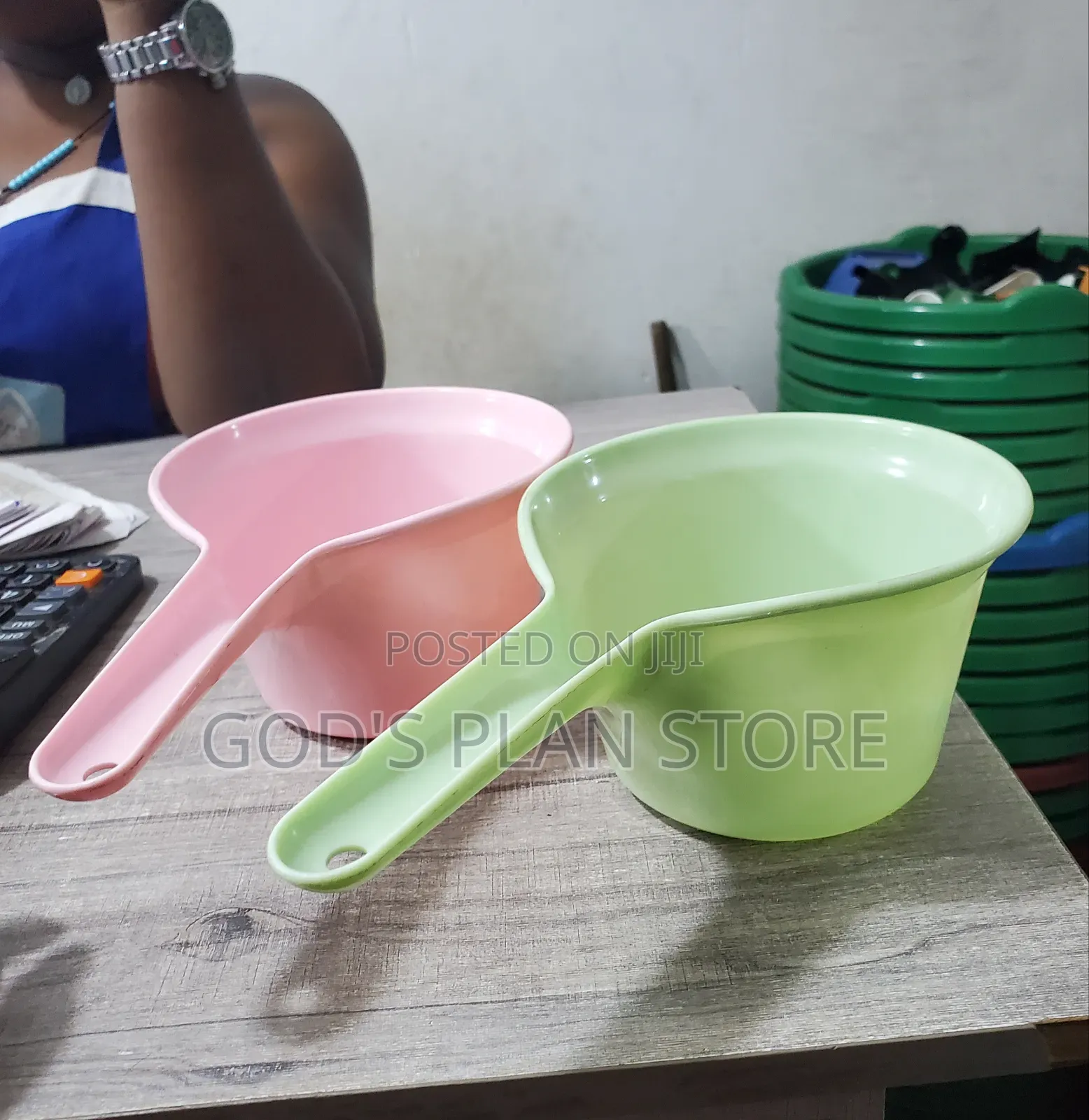 Water Scooper/ Dripper
