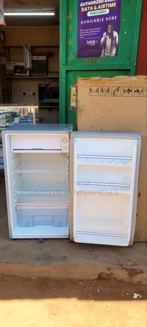 120l Capacity Adh Single Door Fridge on Sale