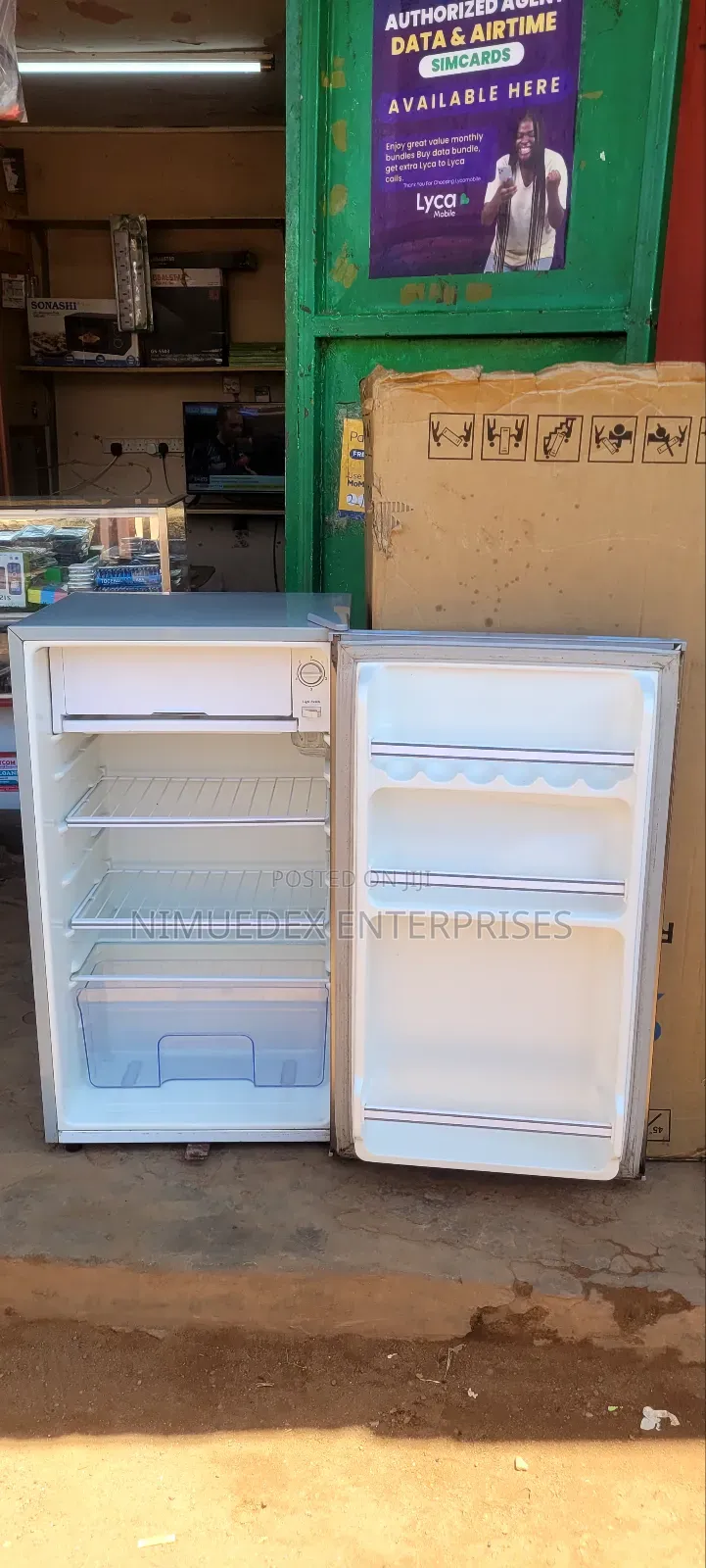 120l Capacity Adh Single Door Fridge on Sale
