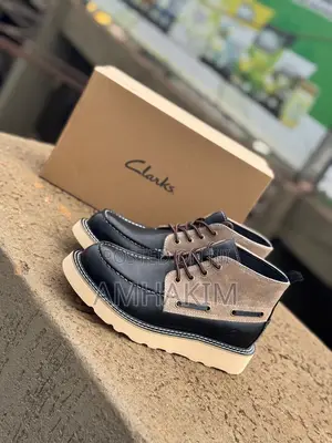 Classic Men's Clarks Leather Chukka Boots in Stock