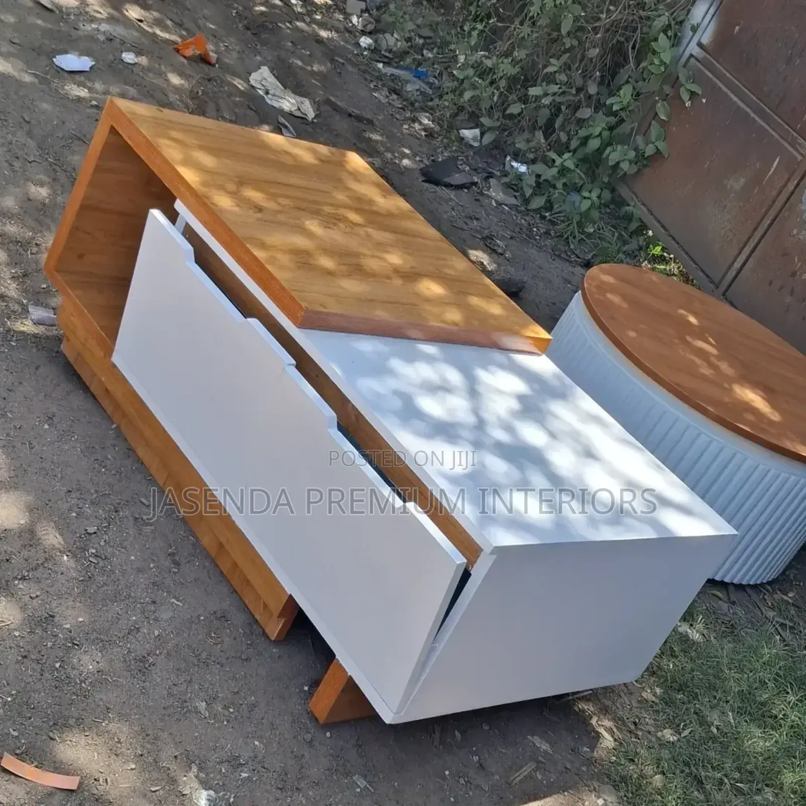 Centre Tables/Classic Center Table/Center Tables/Centre Wooden Table