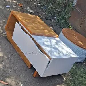 Centre Tables/Classic Center Table/Center Tables/Centre Wooden Table