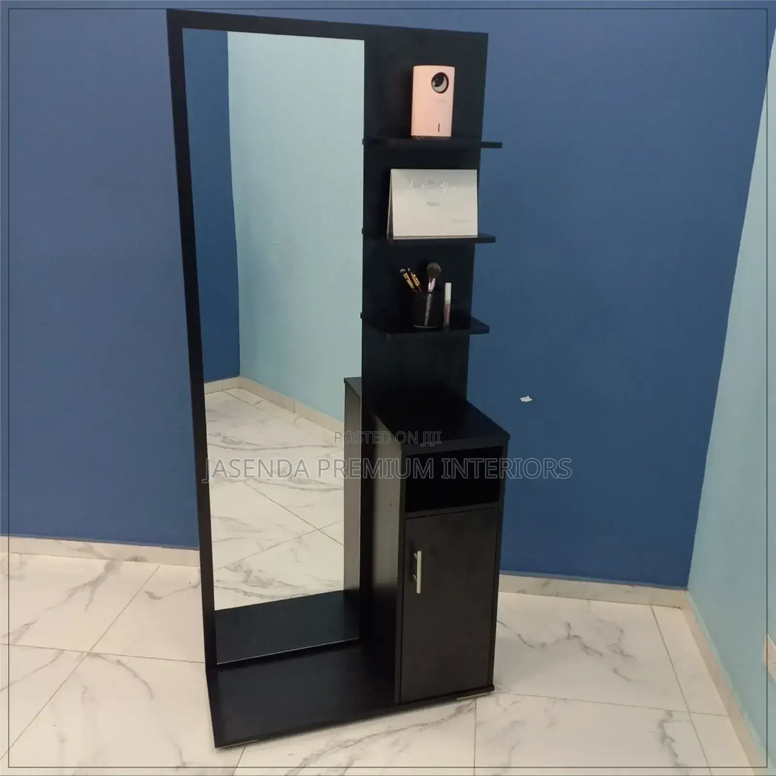 Dressing Mirror/Dressing Table Stylish Modern Design for Ladies