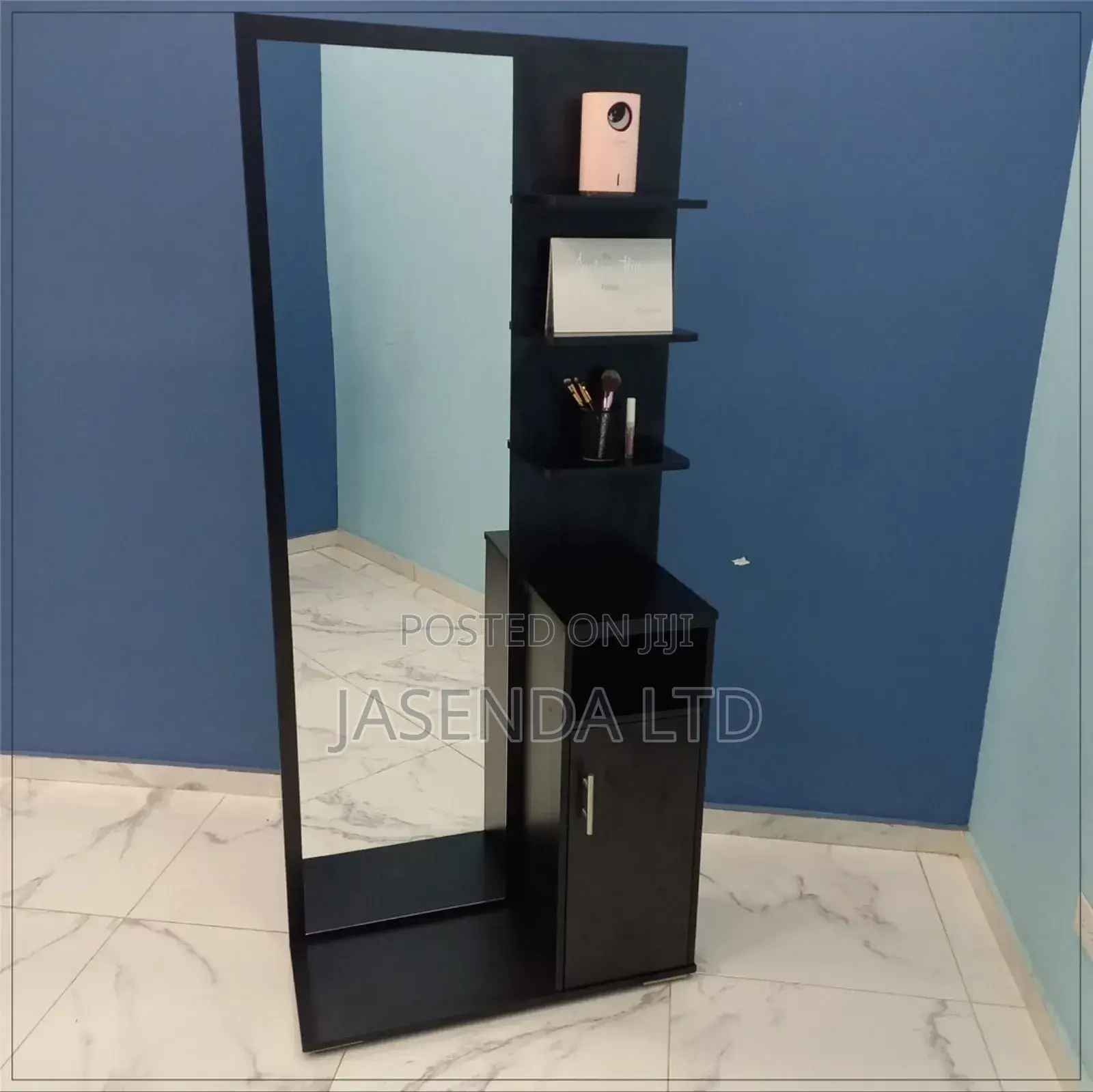 Dressing Mirror/Dressing Table Stylish Modern Design for Ladies