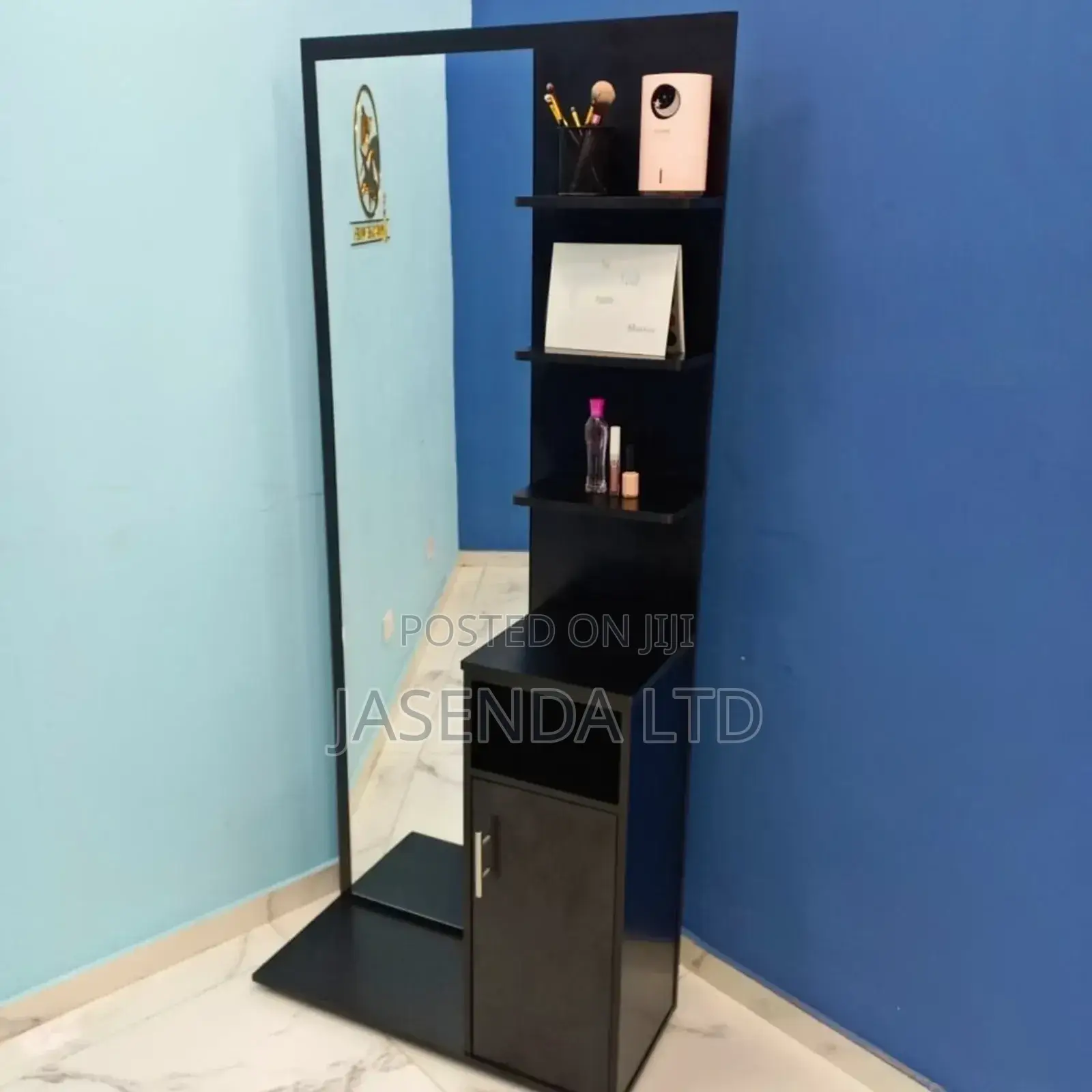 Dressing Mirror/Dressing Table Stylish Modern Design for Ladies