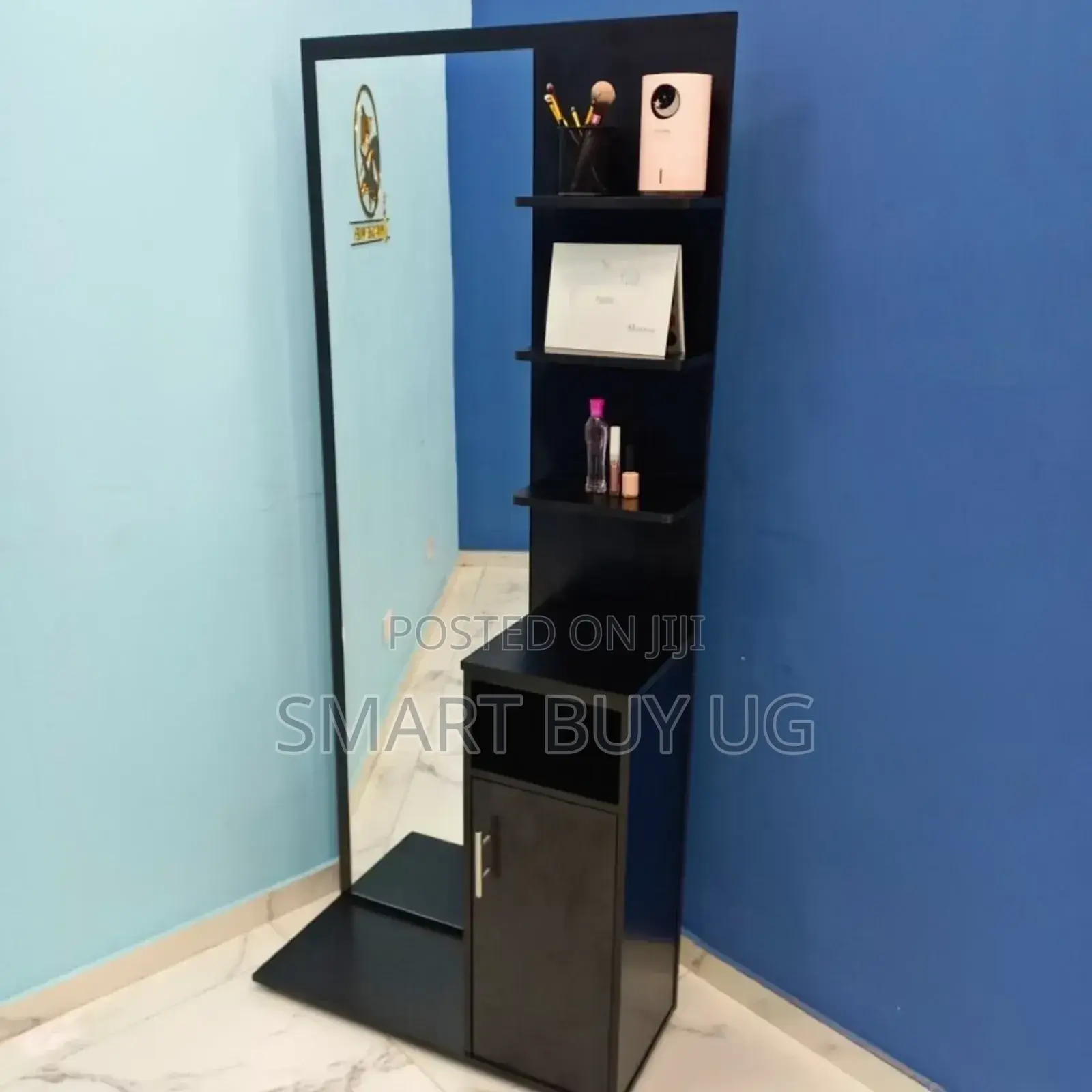 Dressing Mirror/Dressing Table Stylish Modern Design for Ladies