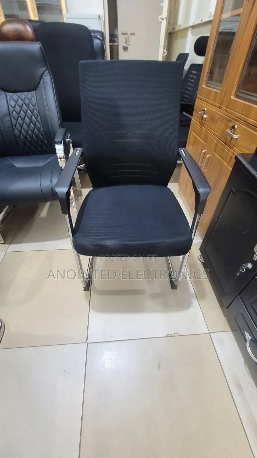 Office Chairs Black