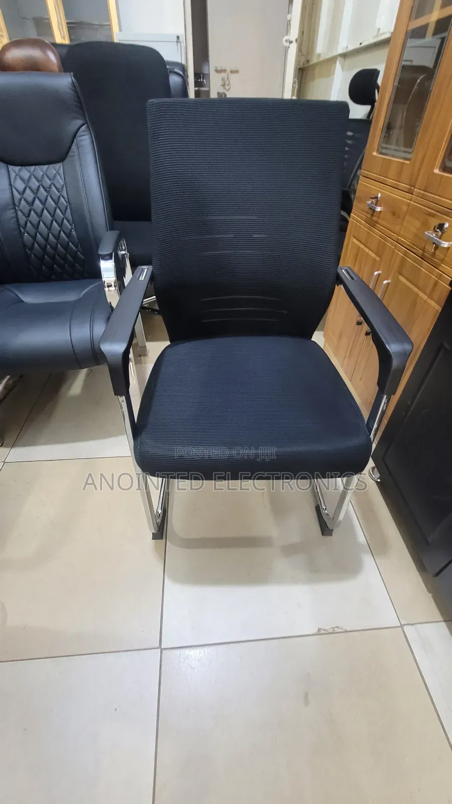 Office Chairs Black