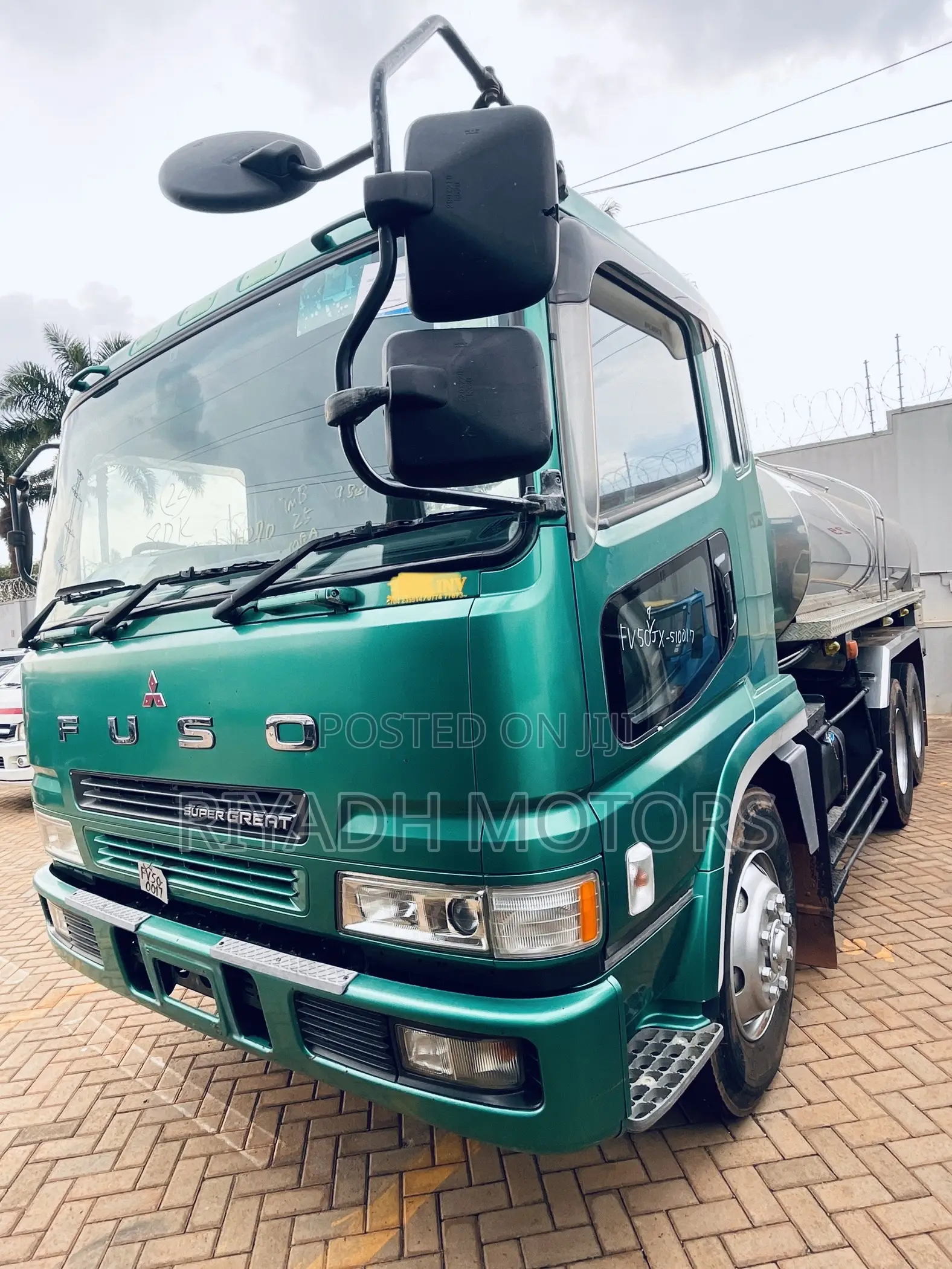 Milk Tank With Fuso Head