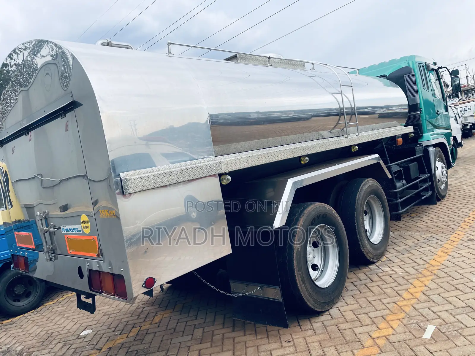 Milk Tank With Fuso Head