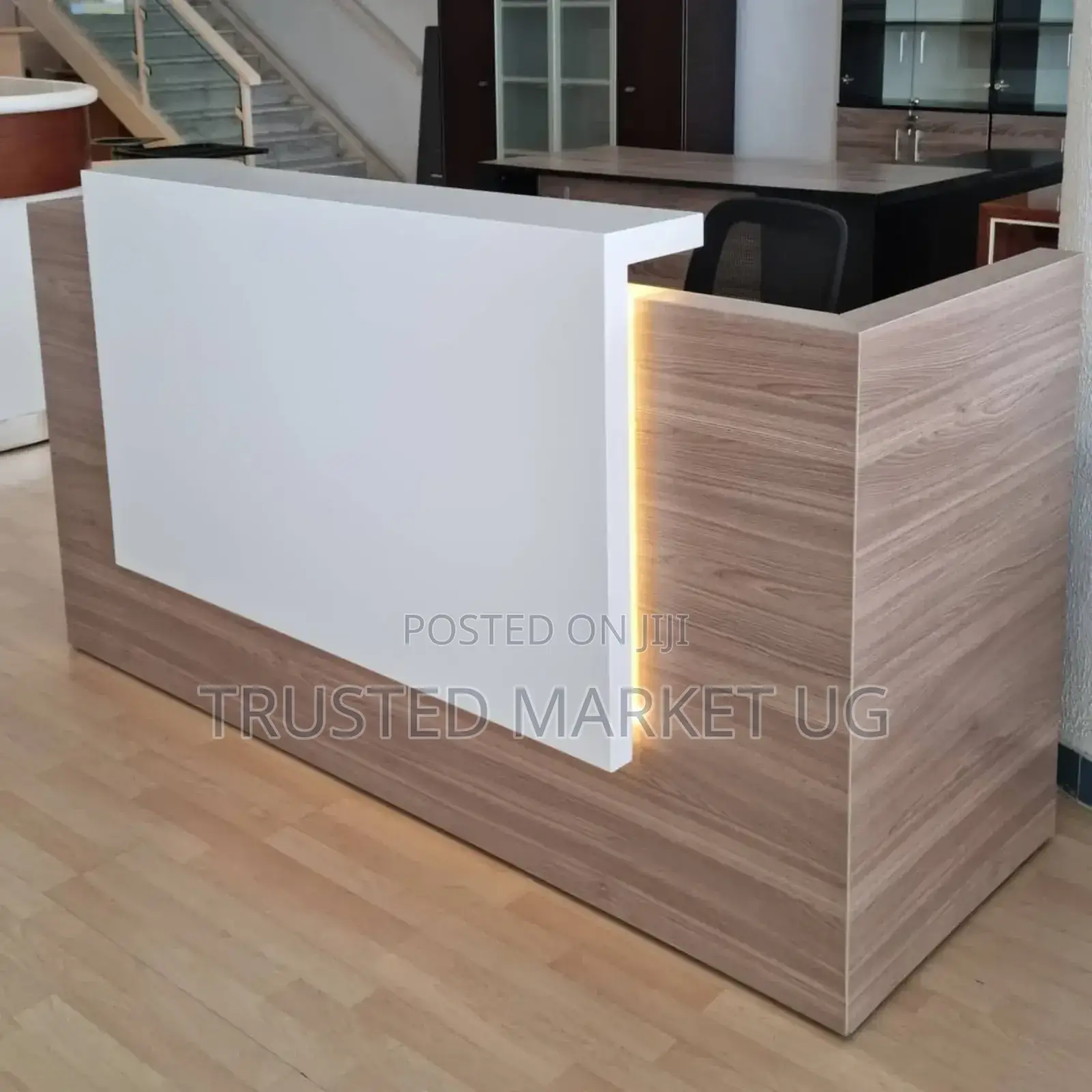 Reception Counter Table – Stylish Receptionist Desk for Office