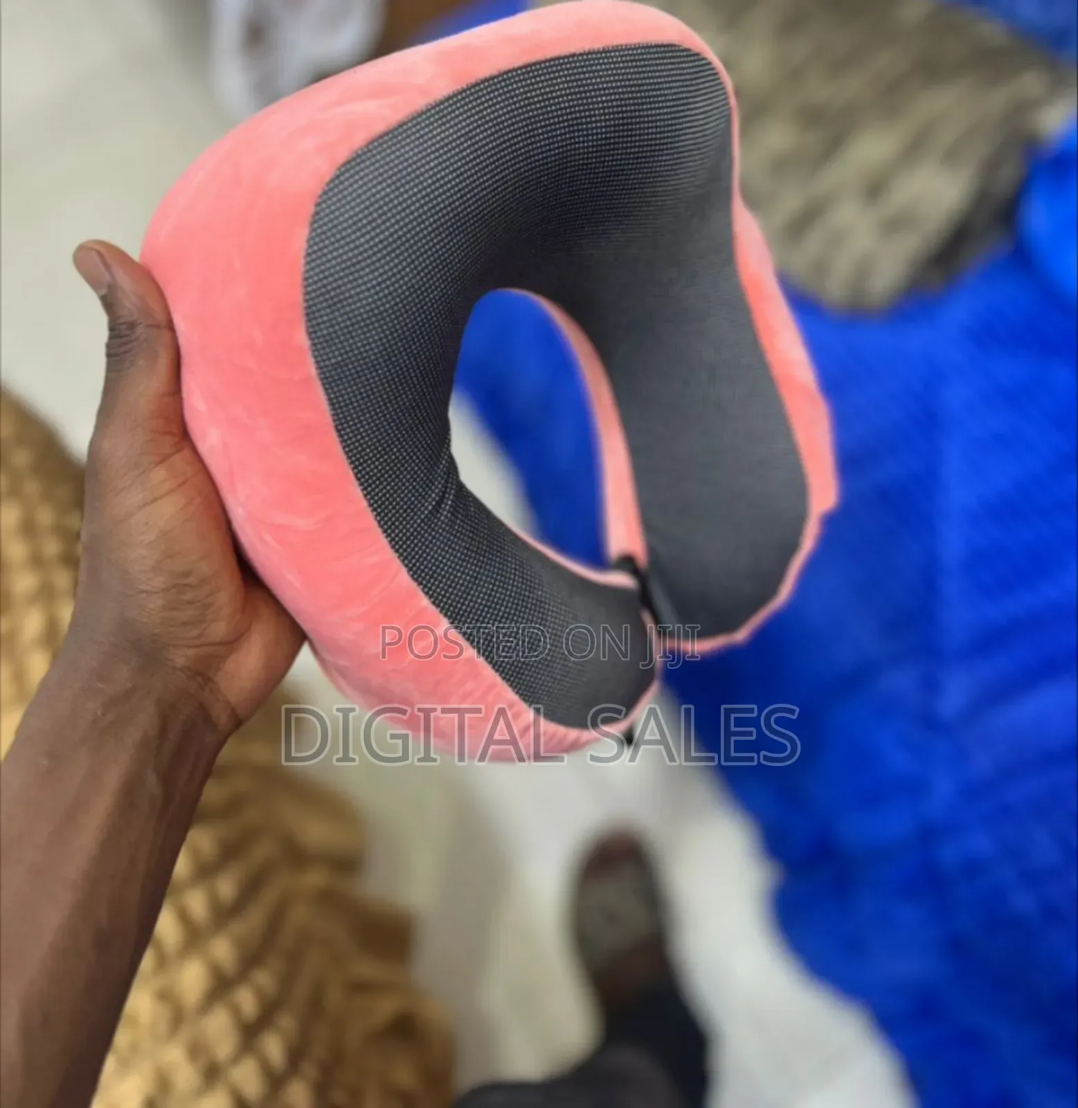Quifly Travel Neck Pillow With 100% Memory Foam