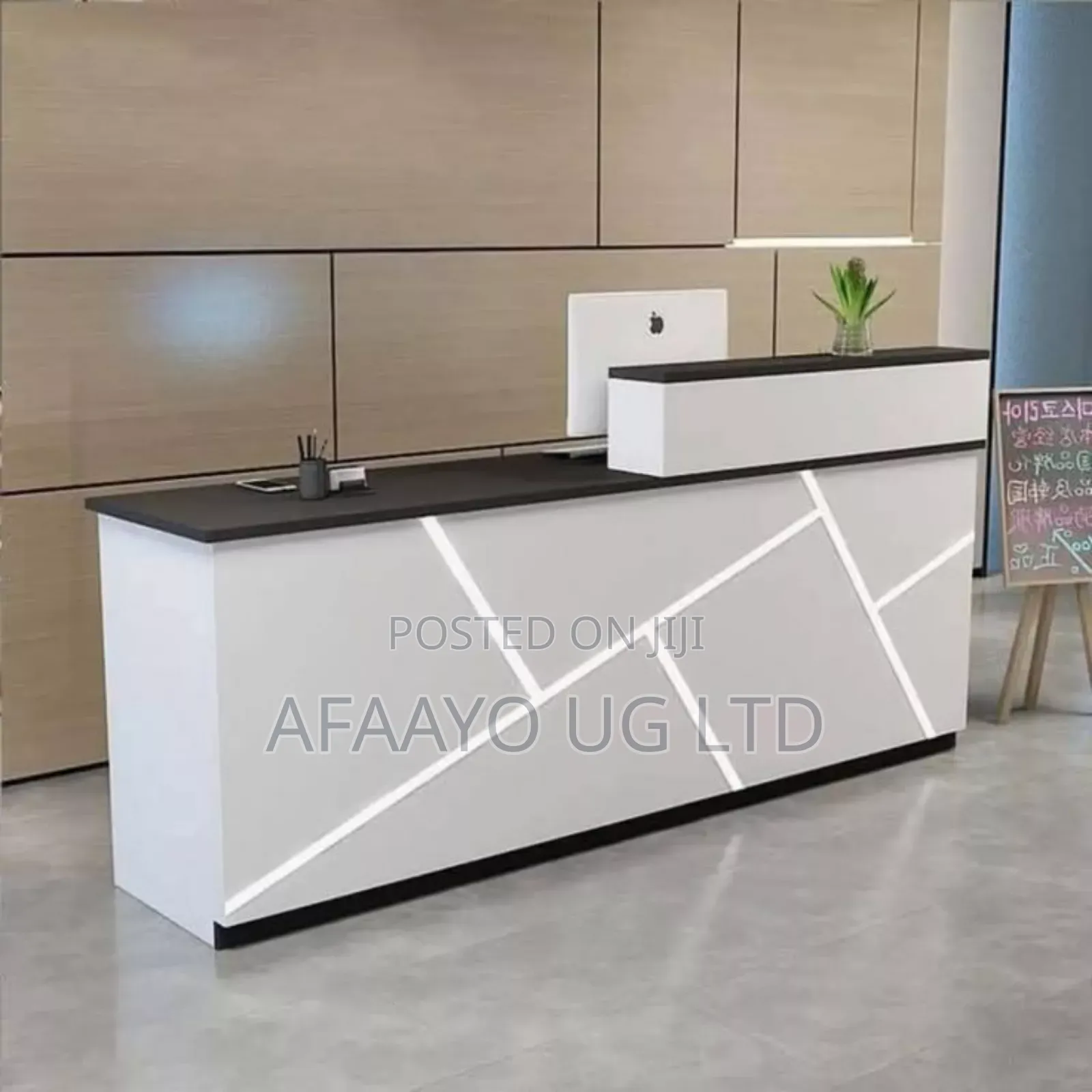 Receptionist Table