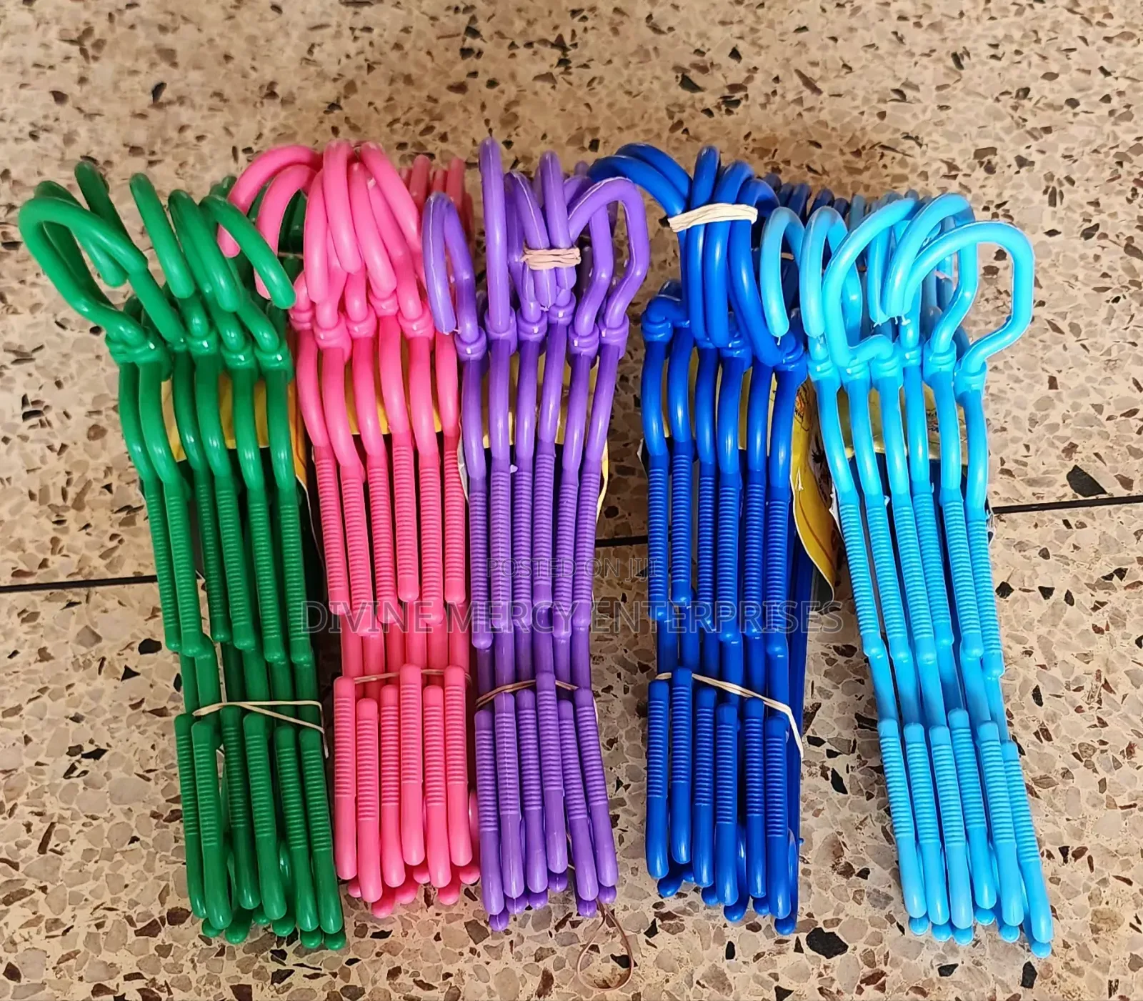 Plastic Rotating Clothes Hangers (12pcs)