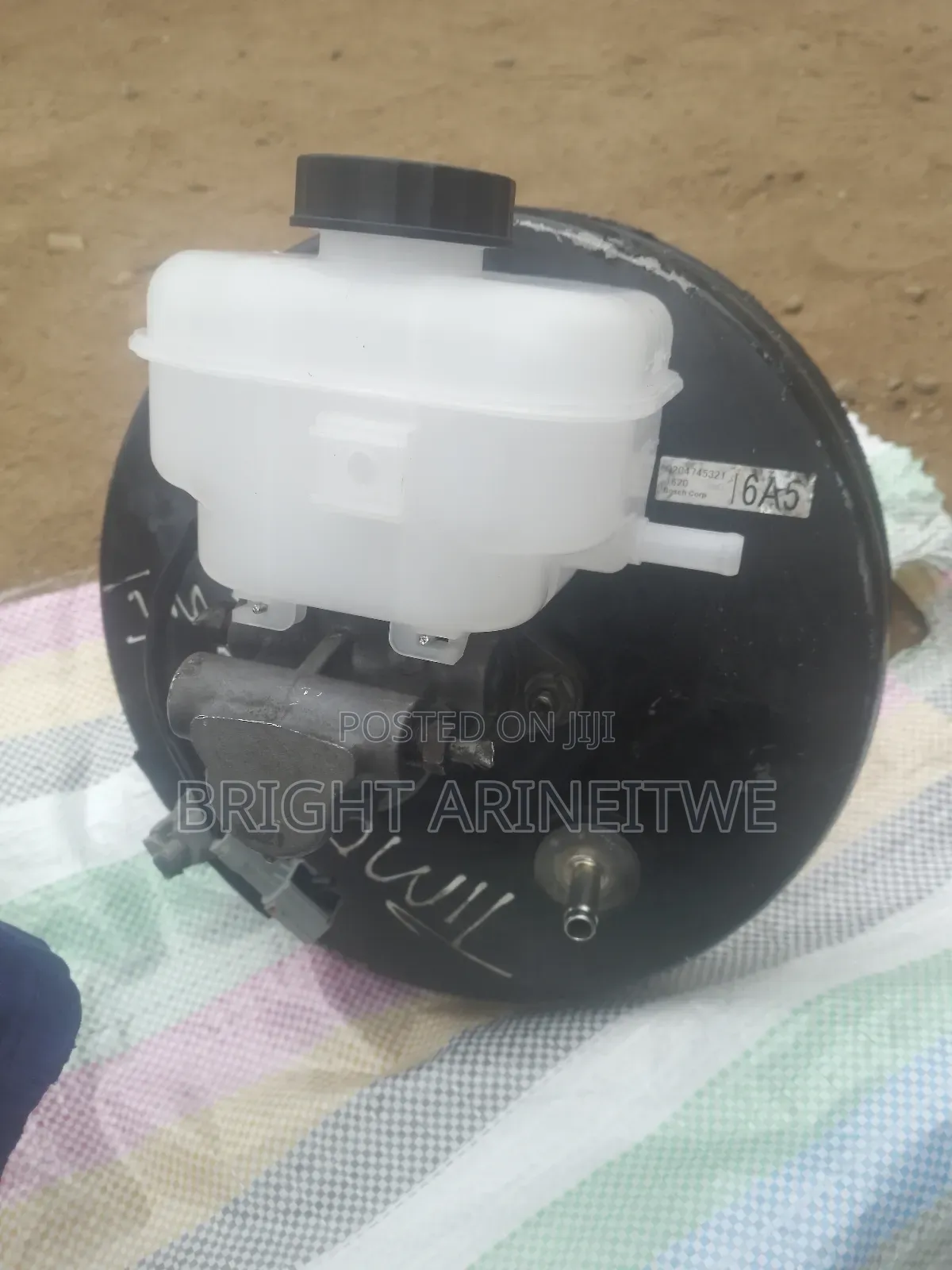 Master Cylinder and Servo for Toyota Hiace /Drone.