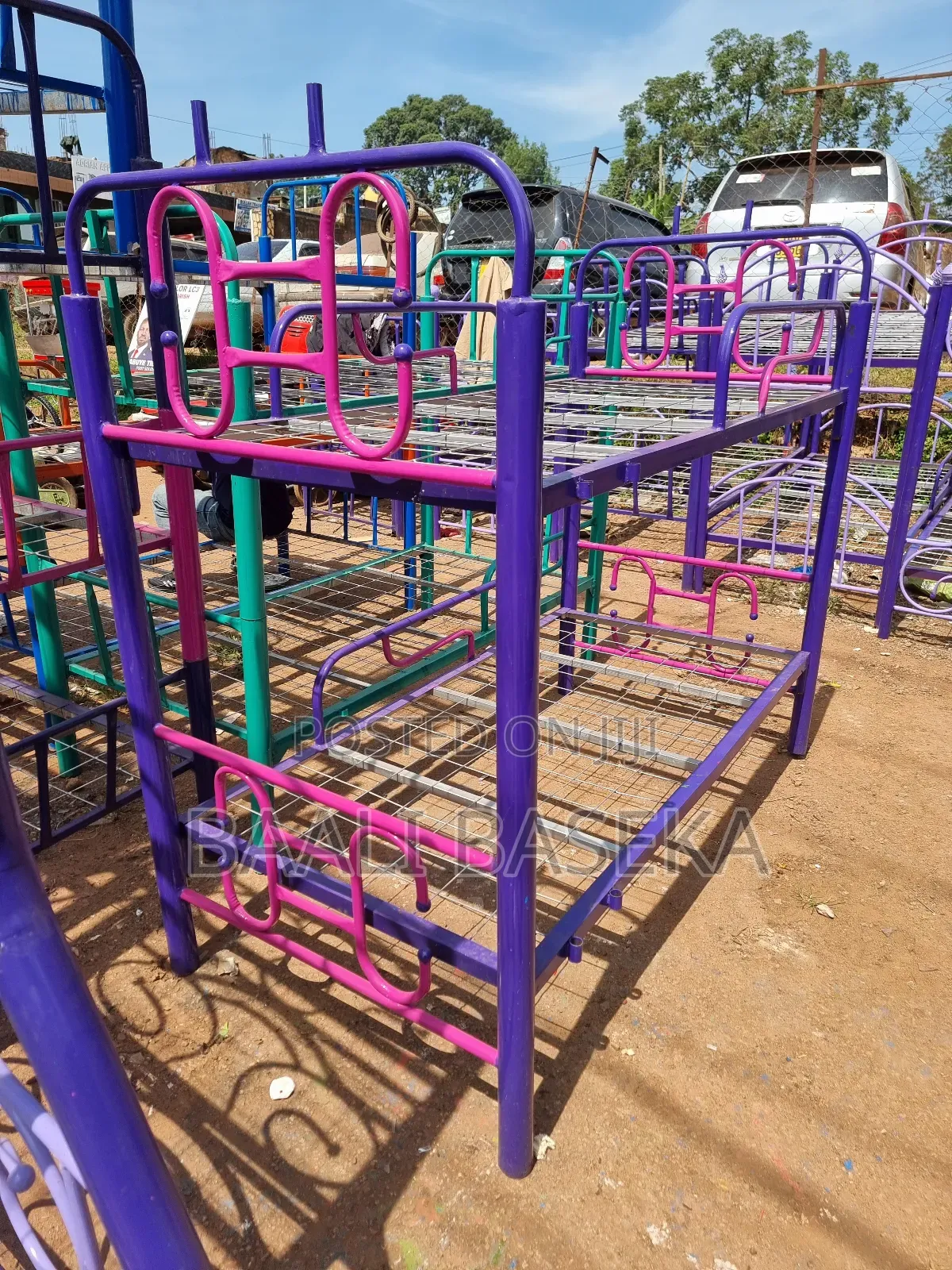 Two People Decker/Steel Bed