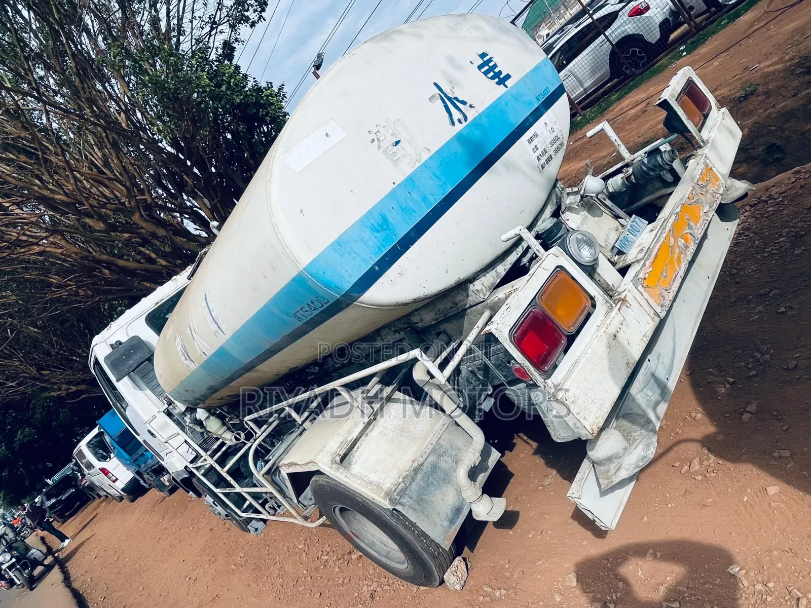 Juston Water Tank 6he1 Engine