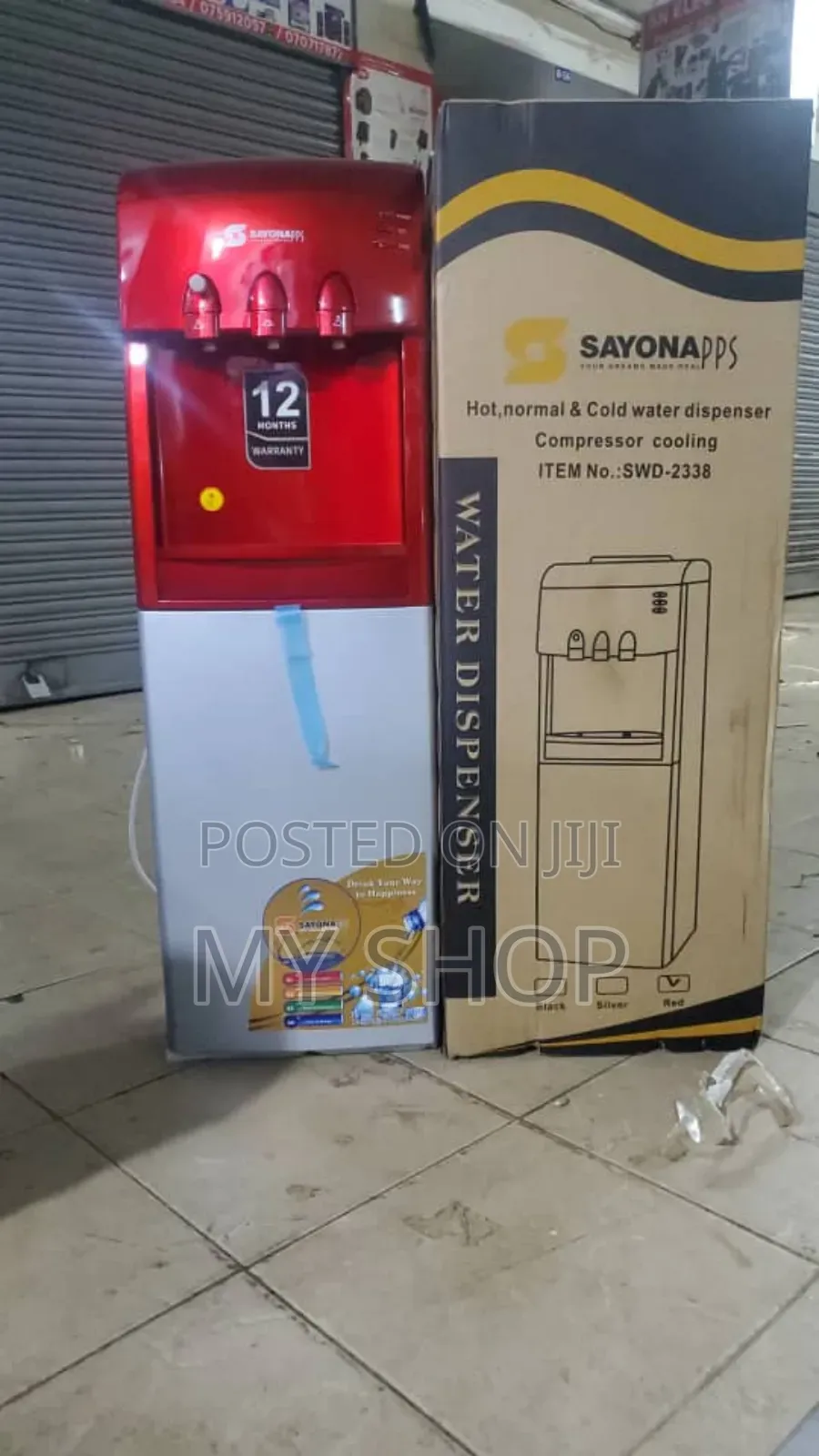 Water Dispenser With a Compressor