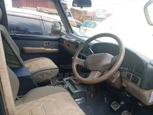 Toyota Land Cruiser Prado 2004 Gold