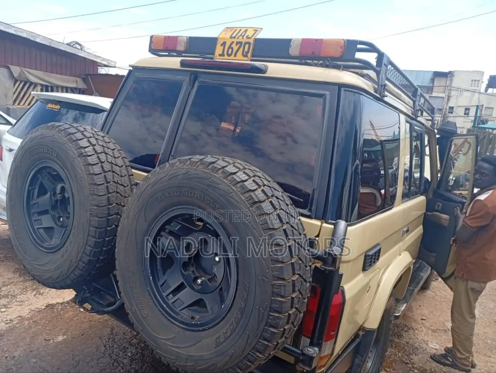 Toyota Land Cruiser Prado 2004 Gold