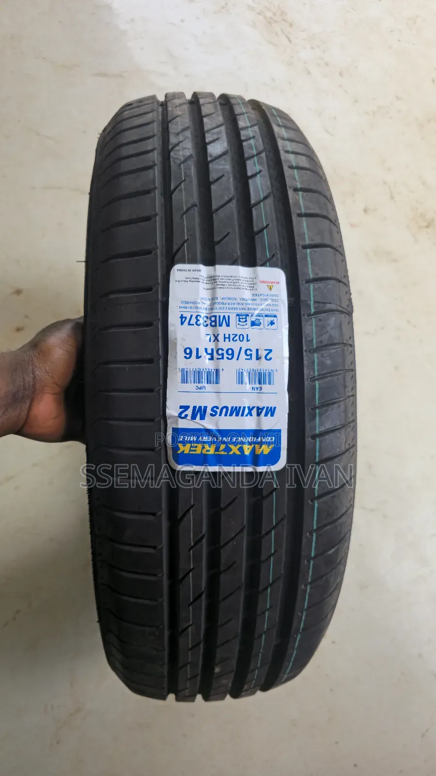 215/65r16 Maxtrek