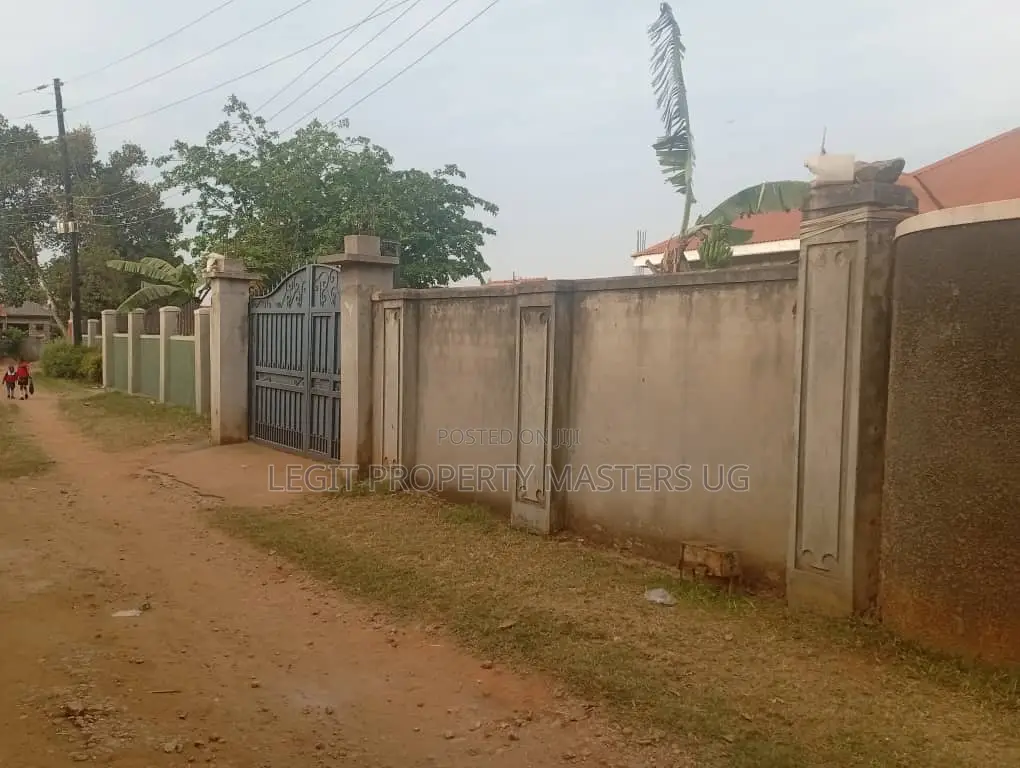 2bdrm Bungalow in Ssebugwawo Estate, Katabi for sale