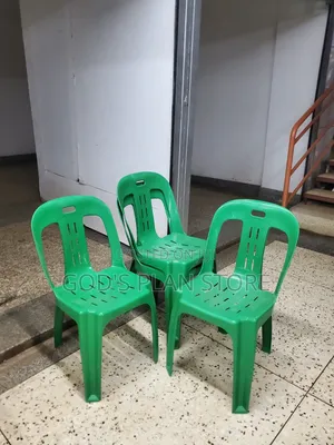Plastic Chairs Plastic Chairs for Church/Compound,Gardens and Bars