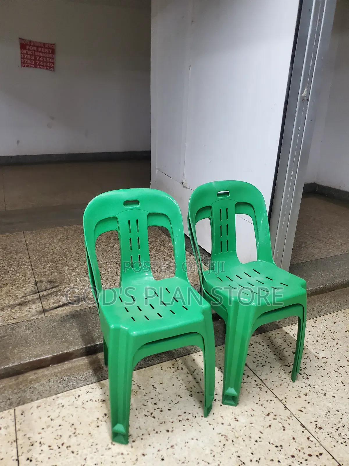 Plastic Chairs Plastic Chairs for Church/Compound,Gardens and Bars