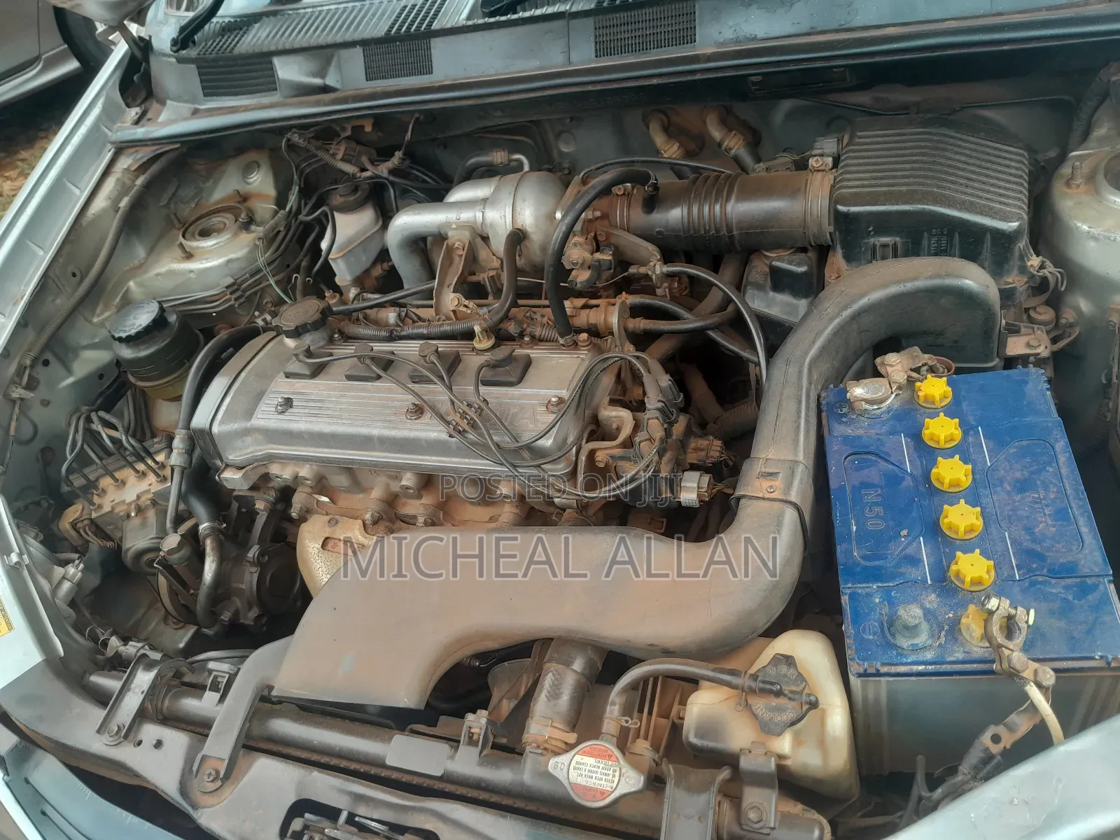 Toyota Raum 2000 White