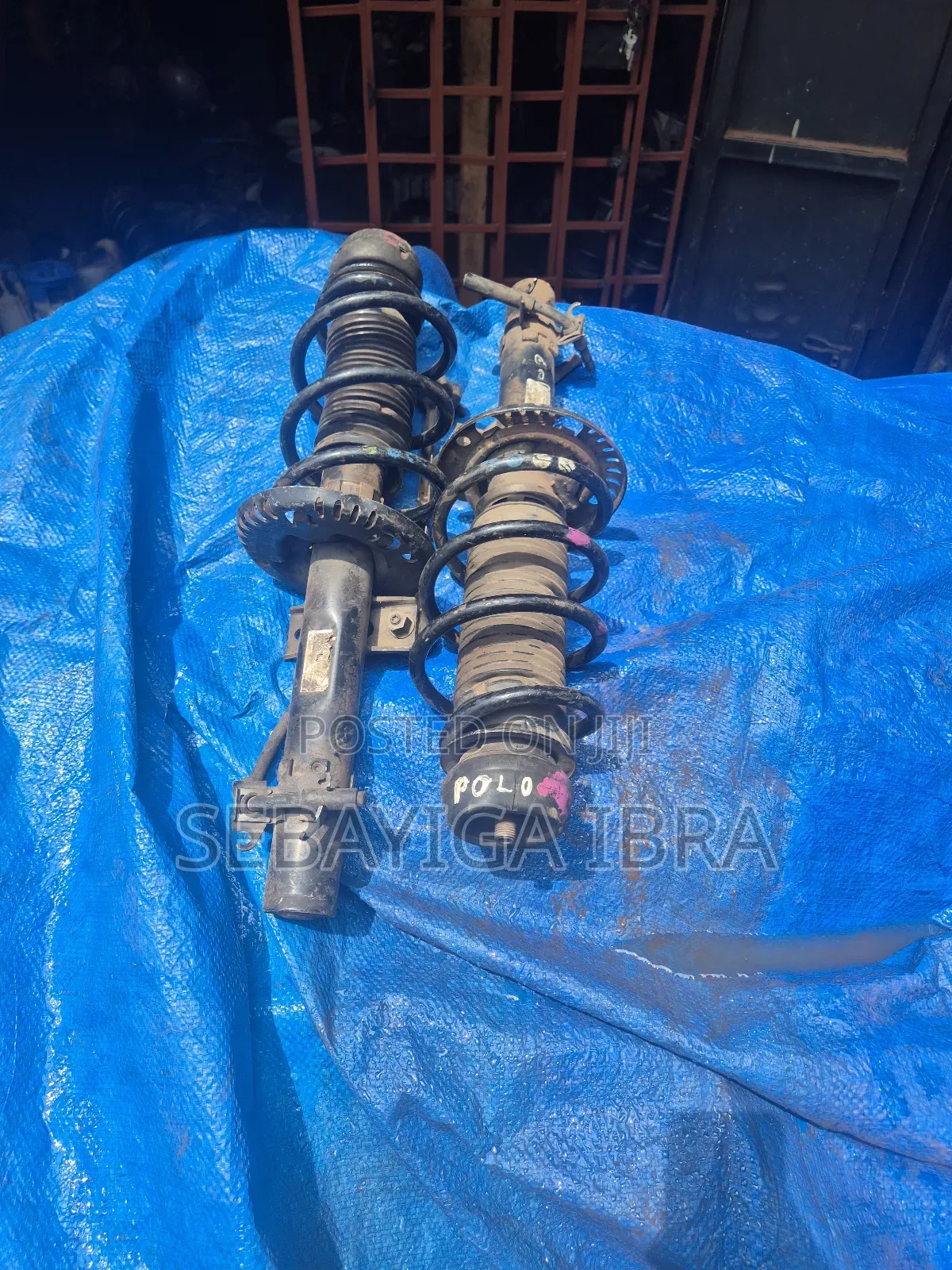Front Shockabsorbers Polo4