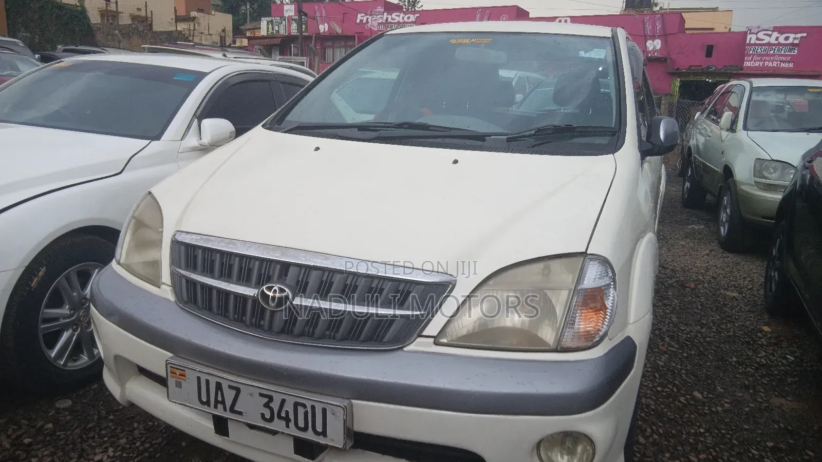 Toyota Nadia 2002 White