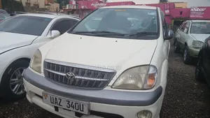 Toyota Nadia 2002 White