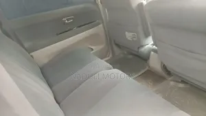 Toyota Nadia 2002 White