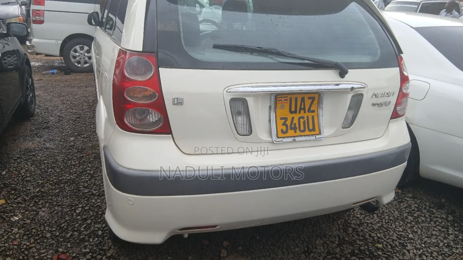 Toyota Nadia 2002 White