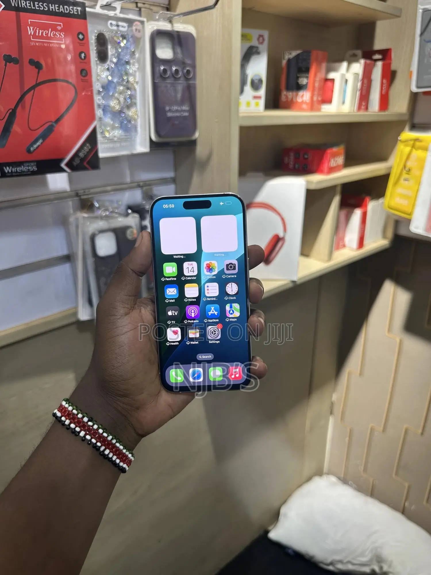 New Apple iPhone 15 Pro 256 GB Bronze