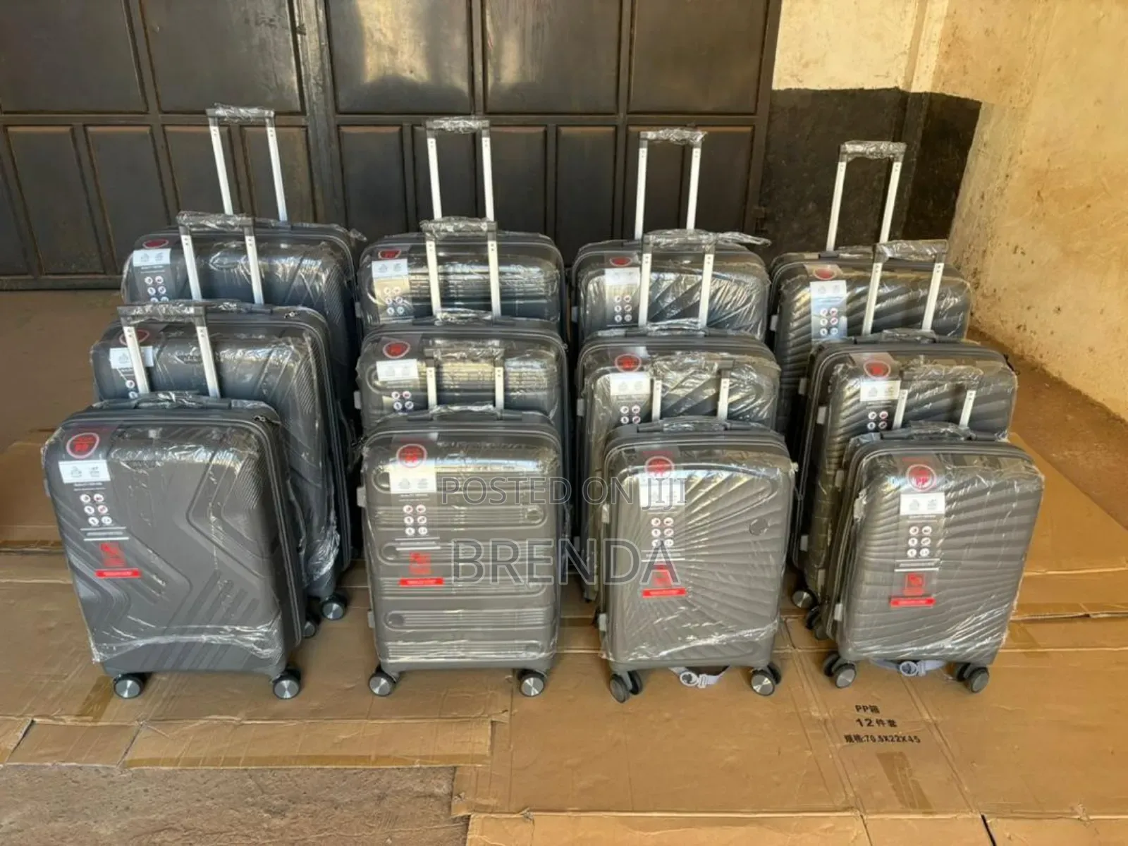 Brand New Rubber Set of 3 Suitcases
