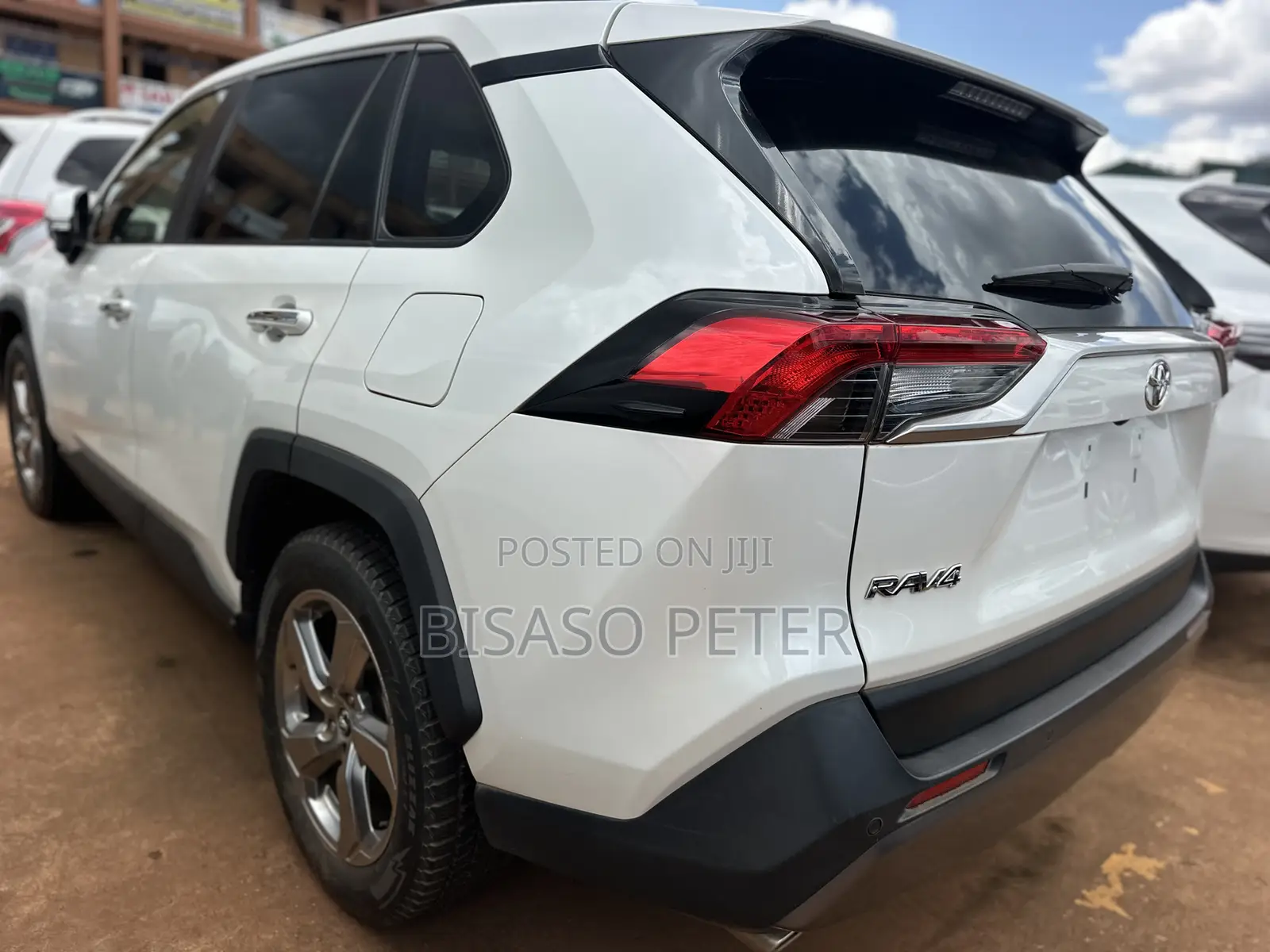 Toyota RAV4 2019 White