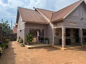 4bdrm Bungalow in Semambo Rd, Kira for sale