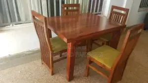 Mild Dining Table ( 4 Seater)