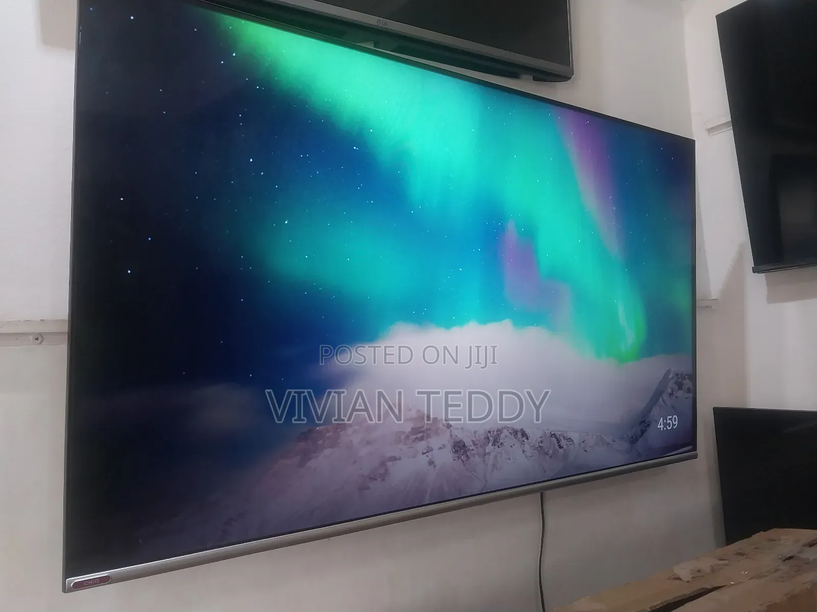 55" Chic Smart Tv at Freindily Price