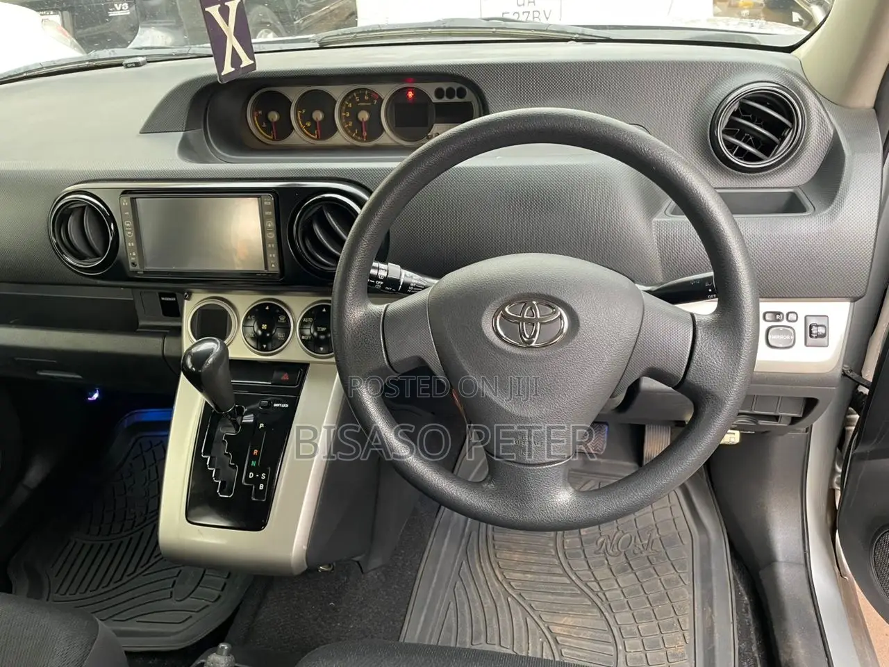 Toyota Corolla Rumion Hatchback 1.5 FWD 2009 Silver