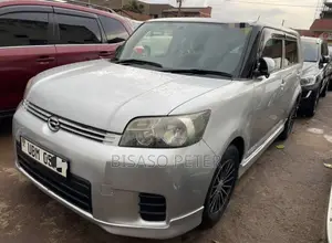 Toyota Corolla Rumion Hatchback 1.5 FWD 2009 Silver