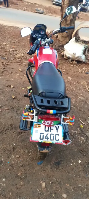 Bajaj Boxer 125 2023 Red