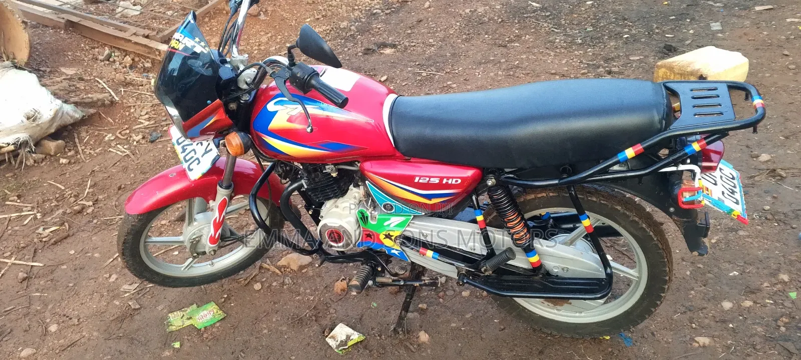 Bajaj Boxer 125 2023 Red