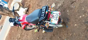 Bajaj Boxer 125 2023 Red