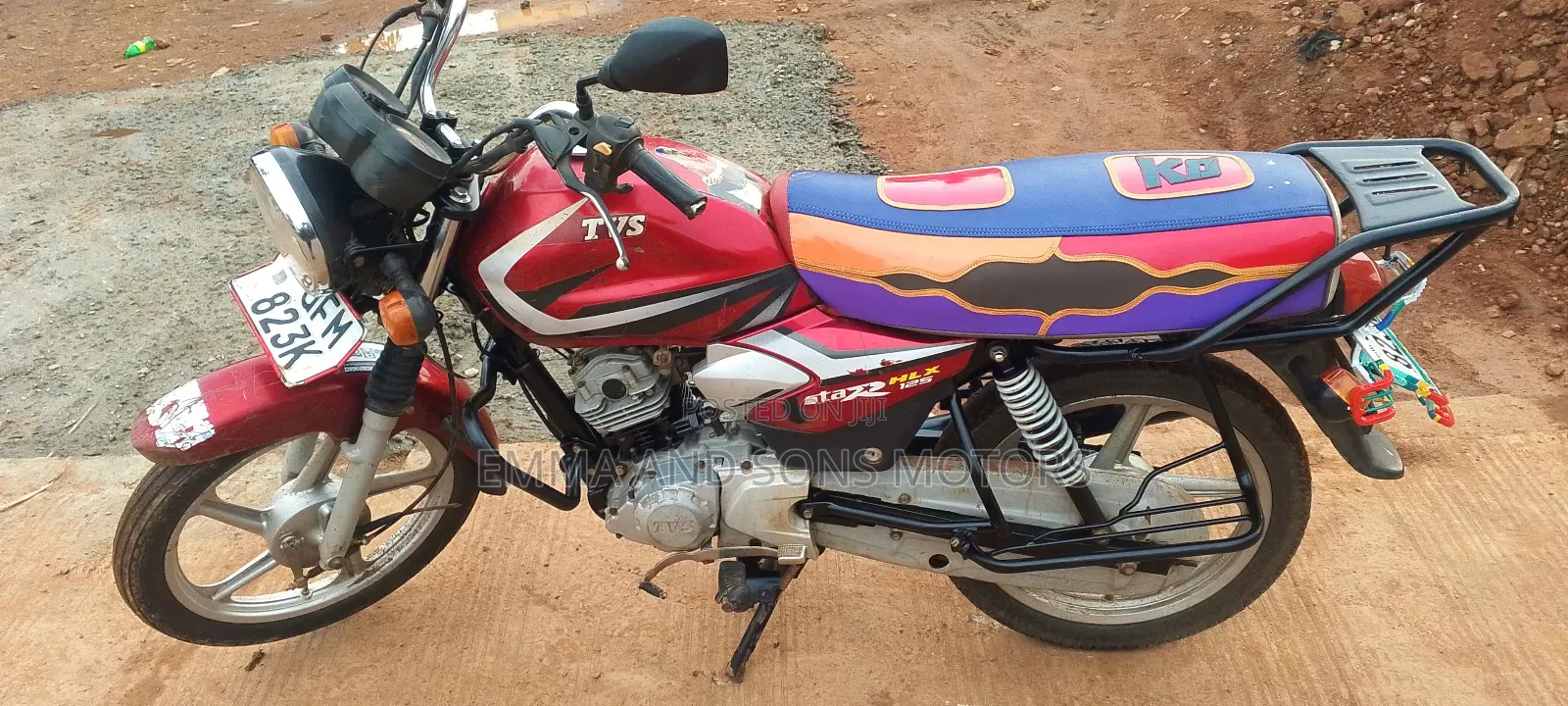 TVS HLX 125 2022 Red