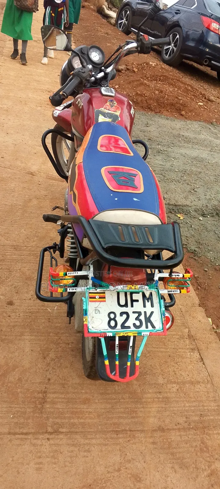 TVS HLX 125 2022 Red