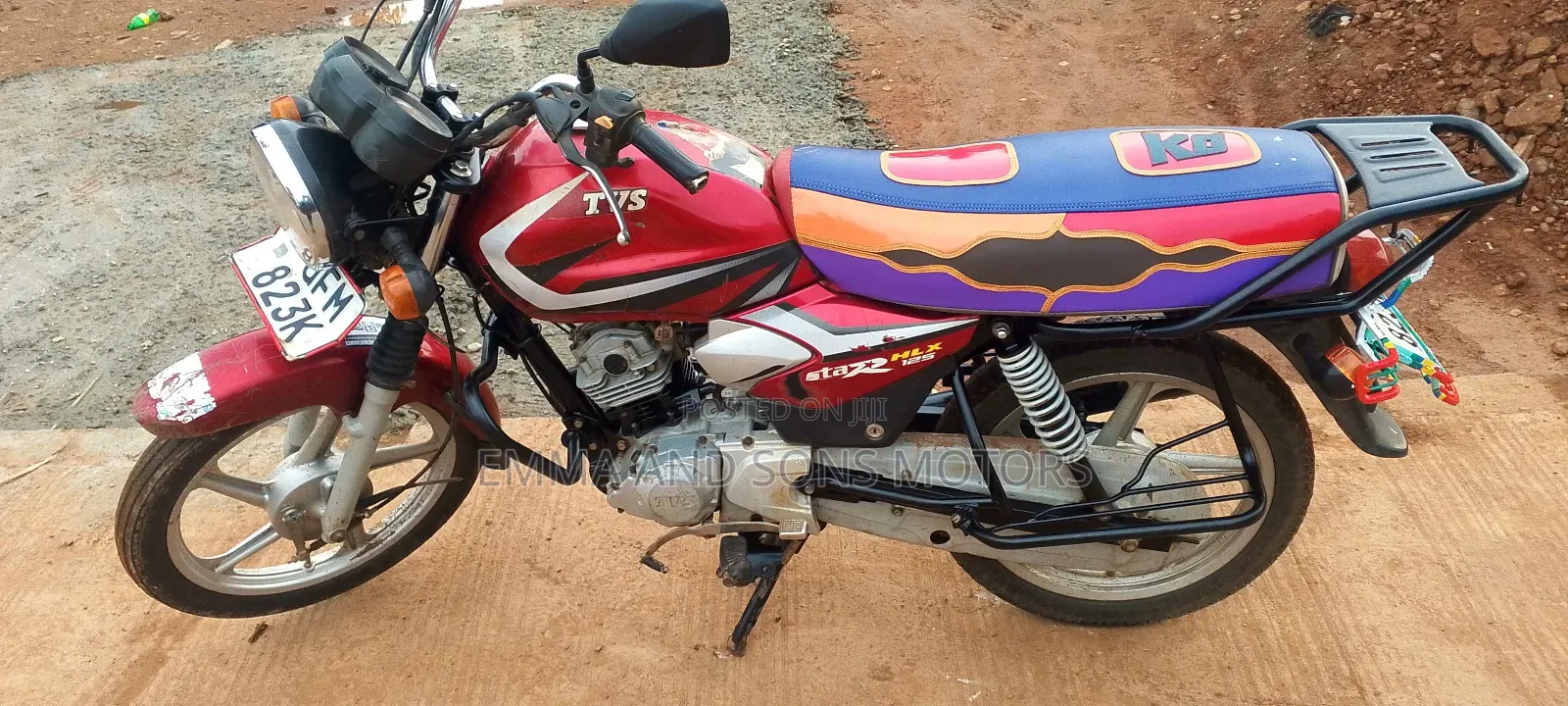 TVS HLX 125 2022 Red